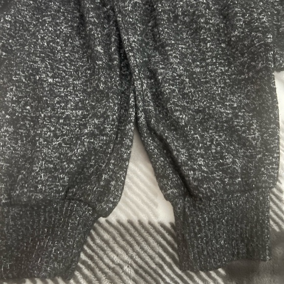 NWOT jumpsuit - Picture 5 of 5